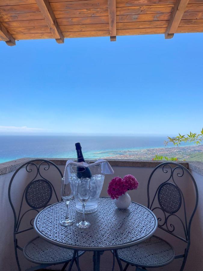 Il Capanno Hotel Pietra Ligure Eksteriør billede